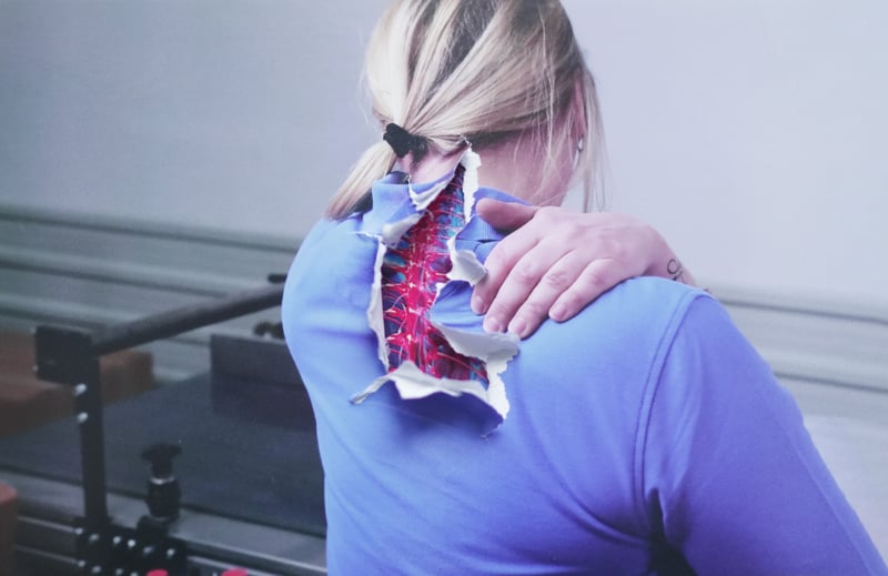 hand-packing-repetitive-stress-injury-03